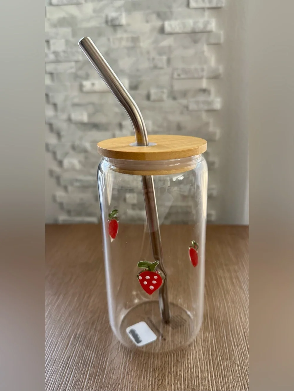 Anthropologie . Icon Juice Glass Tumbler with Lid Icon Juice Glass Large Tumbler